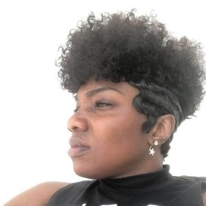 Meet your Posher, Erika